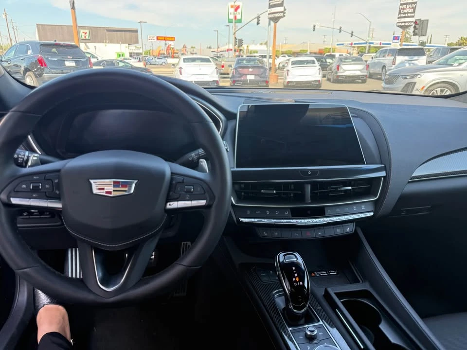 2022 Cadillac CT5-V - Image 4 of 9