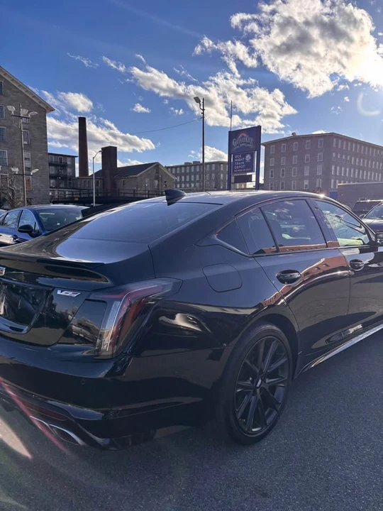2022 Cadillac CT5-V - Image 5 of 17