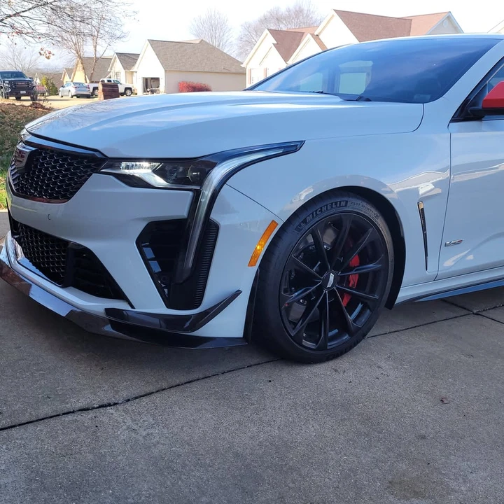 2022 Cadillac CT4-V Blackwing - Image 2 of 12