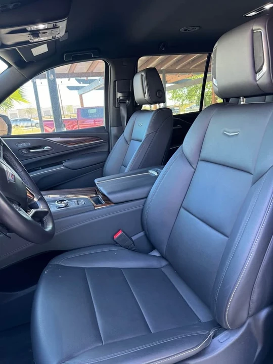 2022 Cadillac Escalade 5th Gen - Image 5 of 7
