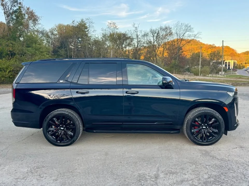 2022 Cadillac Escalade 5th Gen - Image 7 of 20