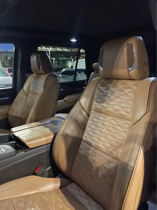 2022 Cadillac Escalade 5th Gen - Image 11 of 11