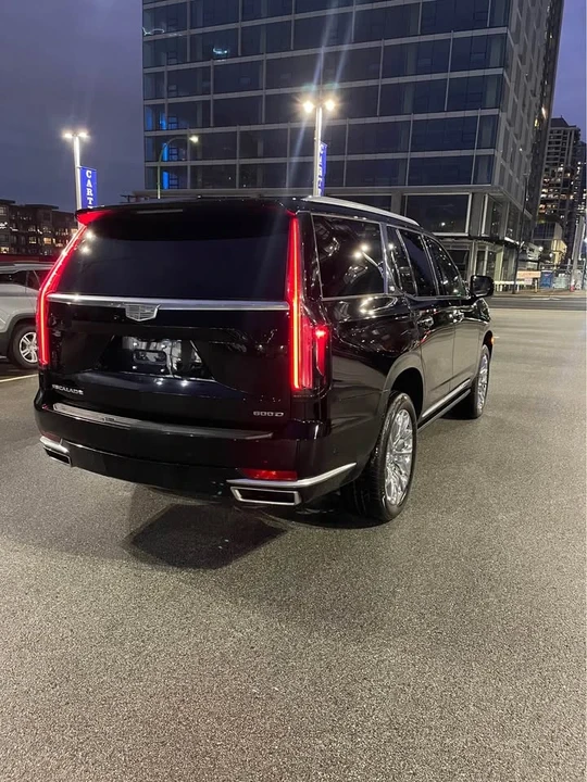 2022 Cadillac Escalade 5th Gen - Image 5 of 11
