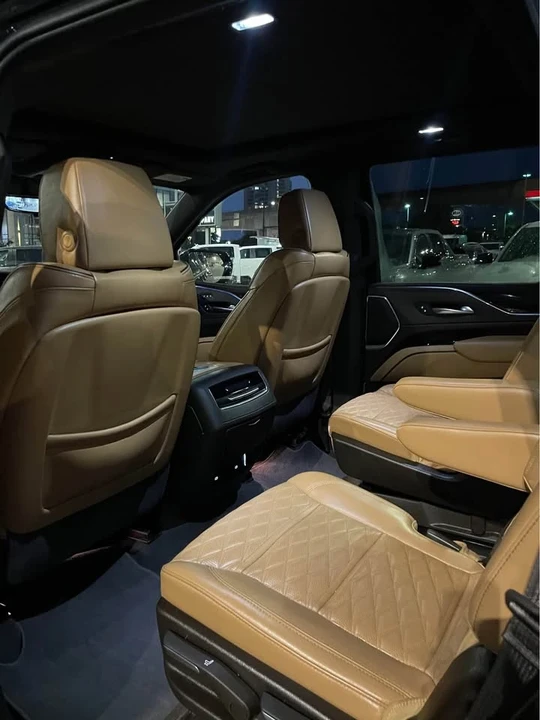 2022 Cadillac Escalade 5th Gen - Image 8 of 11