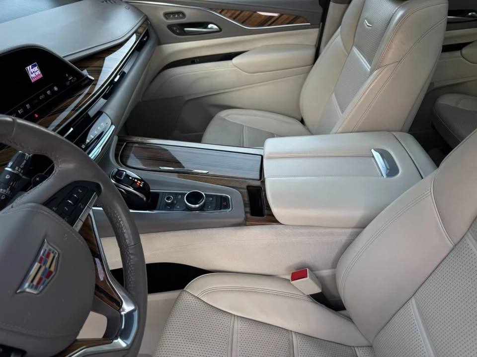 2022 Cadillac Escalade 5th Gen - Image 12 of 20