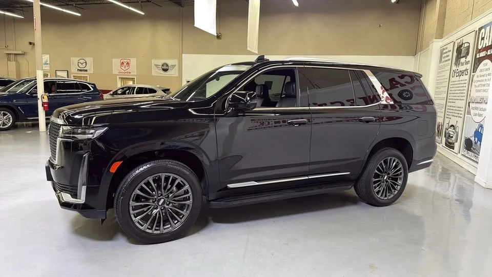 2022 Cadillac Escalade 5th Gen - Image 5 of 17