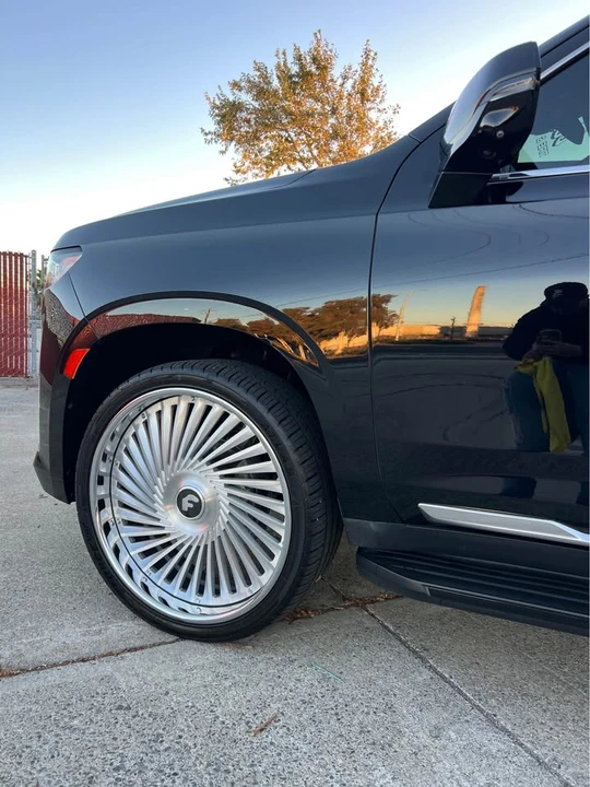 2022 Cadillac Escalade 5th Gen - Image 12 of 15