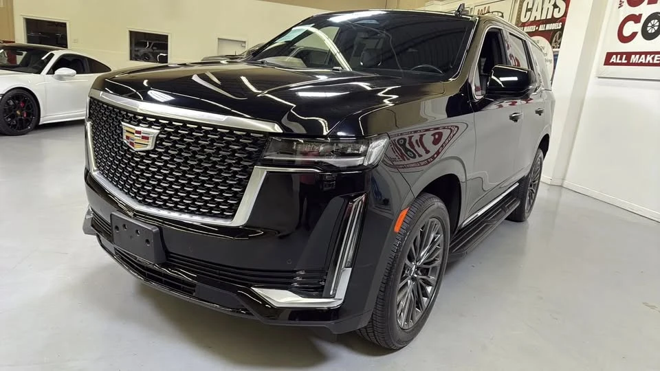 2022 Cadillac Escalade 5th Gen - Image 13 of 17