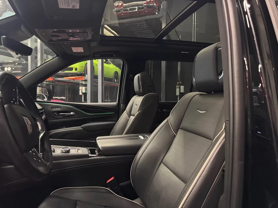 2022 Cadillac Escalade 5th Gen - Image 4 of 4