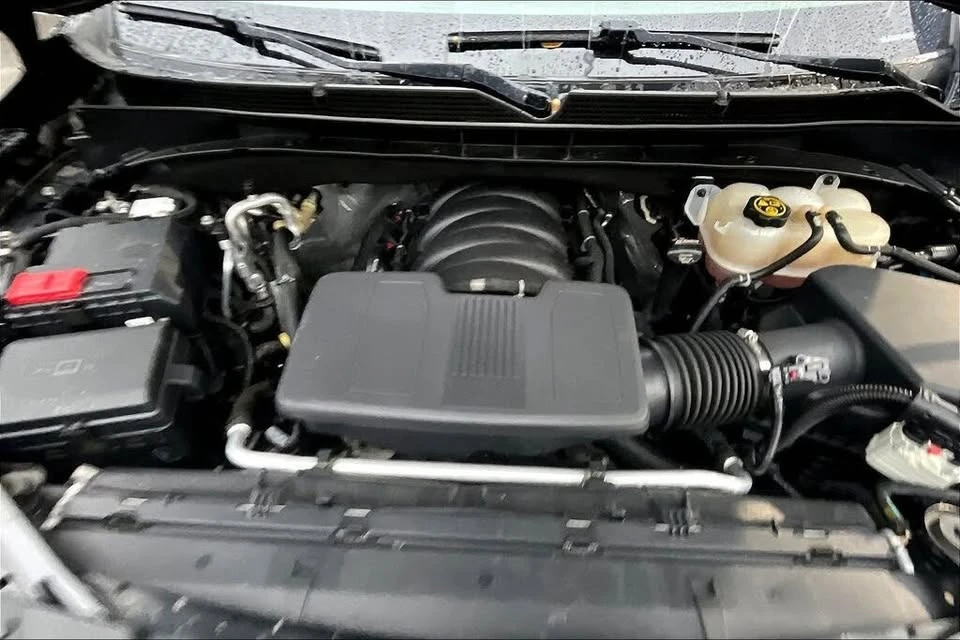 2022 Cadillac Escalade 5th Gen - Image 10 of 19