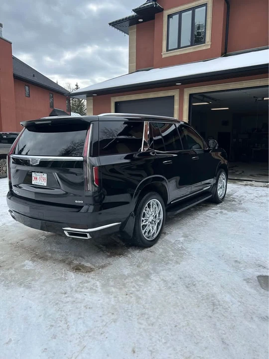 2022 Cadillac Escalade 5th Gen - Image 5 of 13