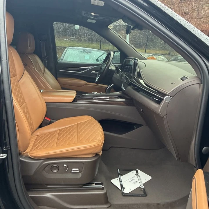 2022 Cadillac Escalade 5th Gen - Image 20 of 20