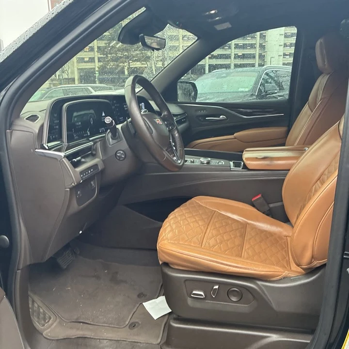 2022 Cadillac Escalade 5th Gen - Image 11 of 20
