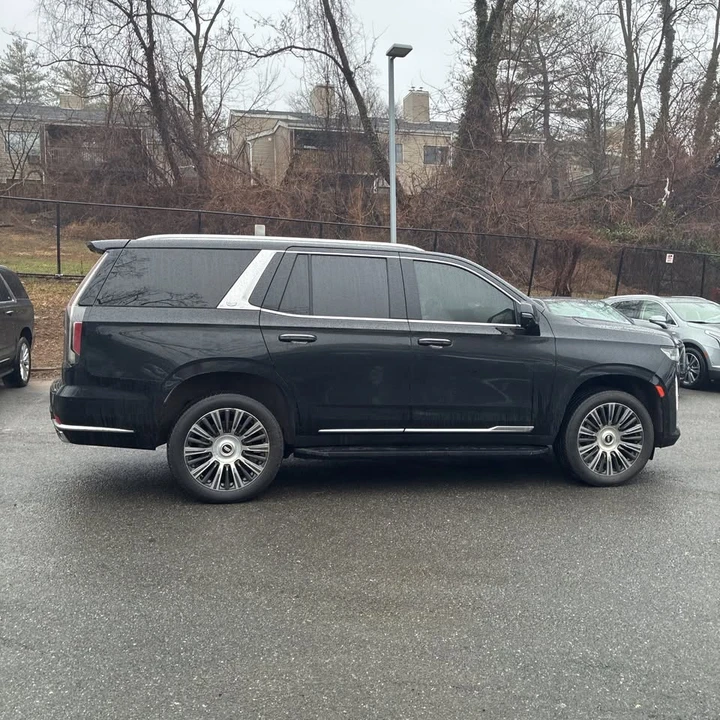 2022 Cadillac Escalade 5th Gen - Image 3 of 20