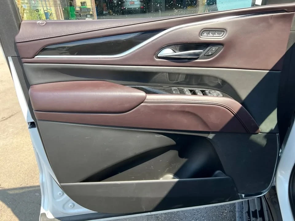 2022 Cadillac Escalade 5th Gen - Image 19 of 20