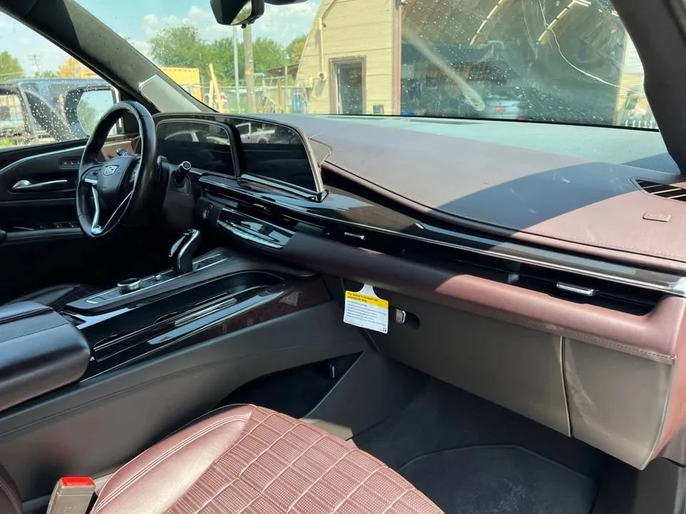 2022 Cadillac Escalade 5th Gen - Image 16 of 20