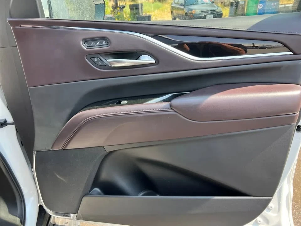 2022 Cadillac Escalade 5th Gen - Image 17 of 20