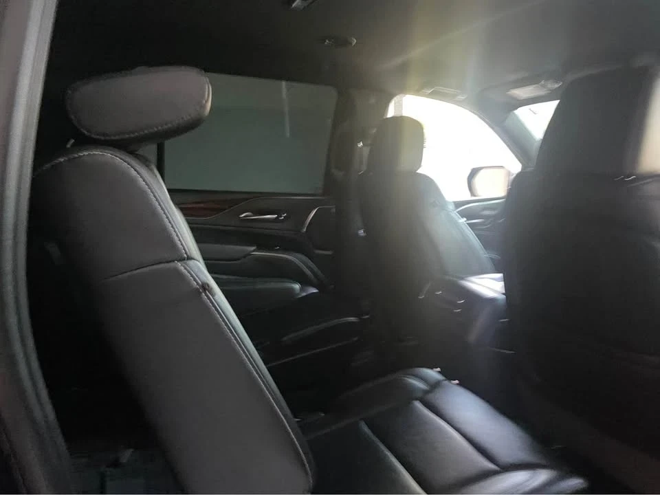 2022 Cadillac Escalade 5th Gen - Image 8 of 9