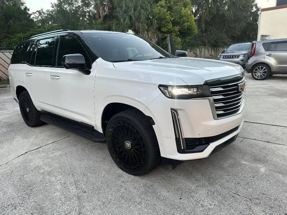 2022 Cadillac Escalade 5th Gen - Image 3 of 5