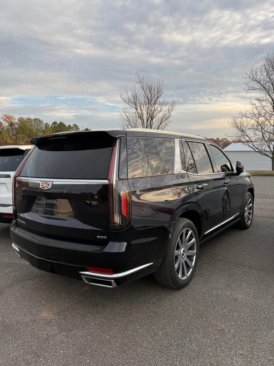 2022 Cadillac Escalade 5th Gen - Image 4 of 5