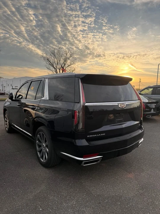 2022 Cadillac Escalade 5th Gen - Image 5 of 5