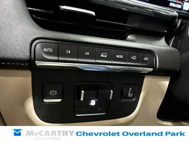 2022 Cadillac Escalade 5th Gen - Image 17 of 19