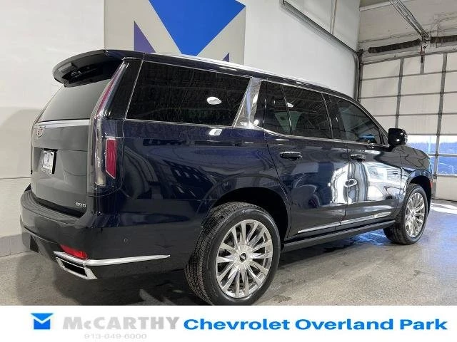 2022 Cadillac Escalade 5th Gen - Image 5 of 19