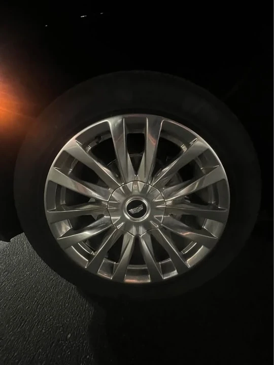 2022 Cadillac Escalade 5th Gen - Image 10 of 11