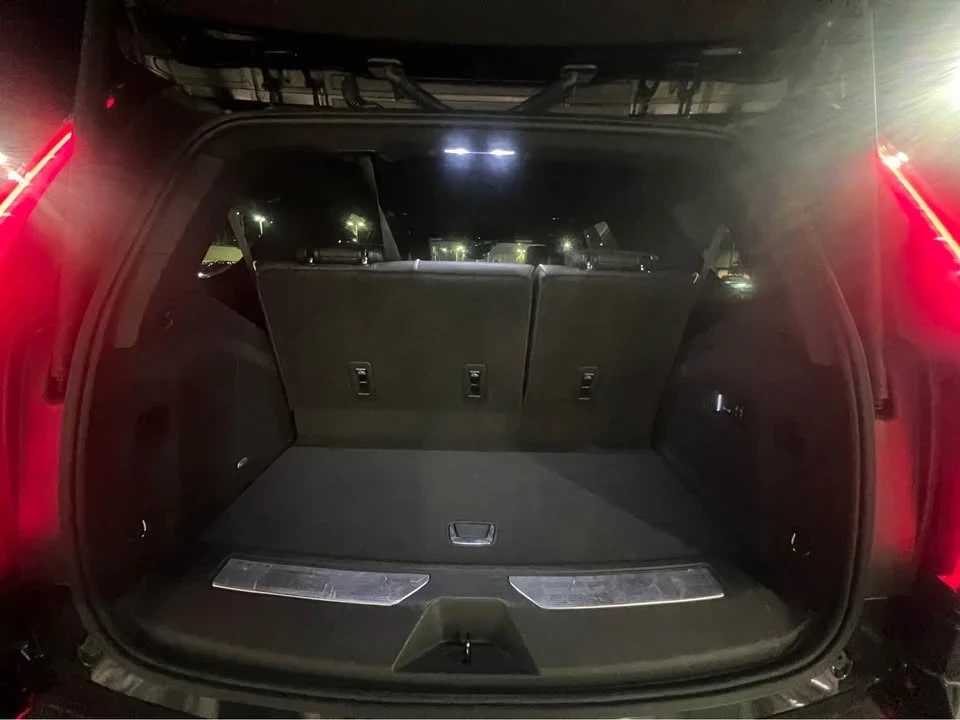 2022 Cadillac Escalade 5th Gen - Image 7 of 11