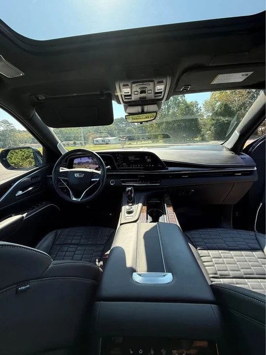 2022 Cadillac Escalade 5th Gen - Image 6 of 15