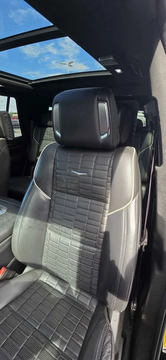 2022 Cadillac Escalade 5th Gen - Image 11 of 16