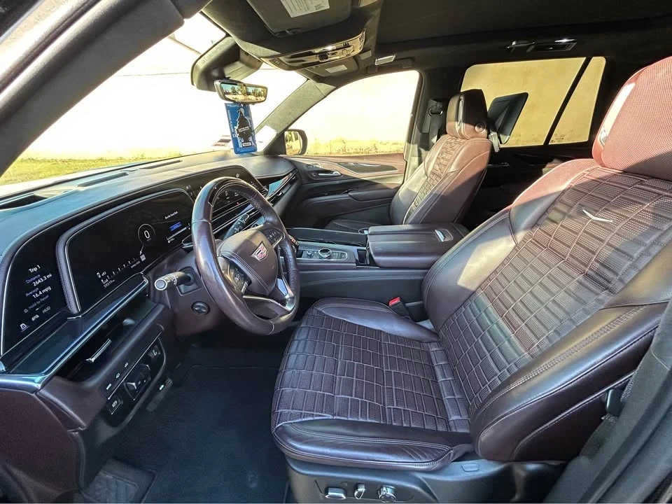 2022 Cadillac Escalade 5th Gen - Image 12 of 20