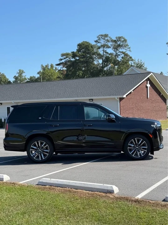 2022 Cadillac Escalade 5th Gen - Image 5 of 15