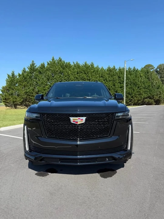 2022 Cadillac Escalade 5th Gen - Image 2 of 15
