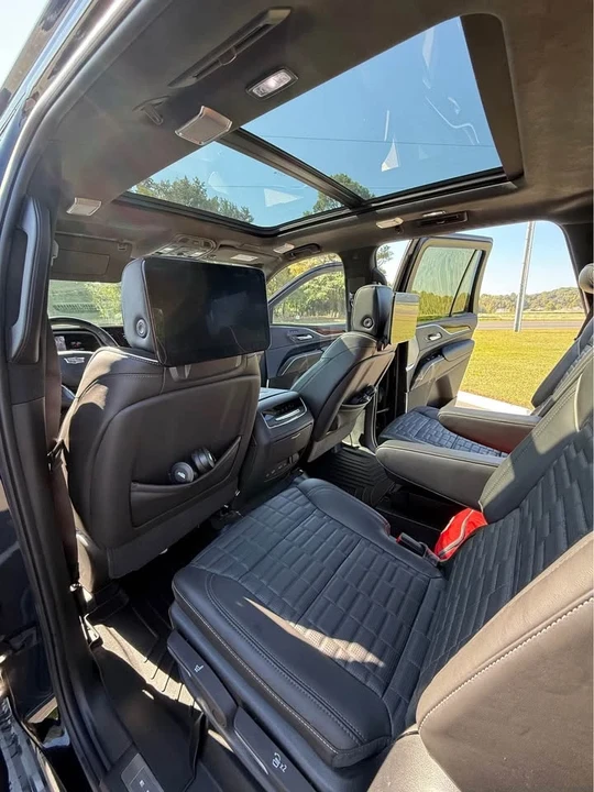 2022 Cadillac Escalade 5th Gen - Image 9 of 15