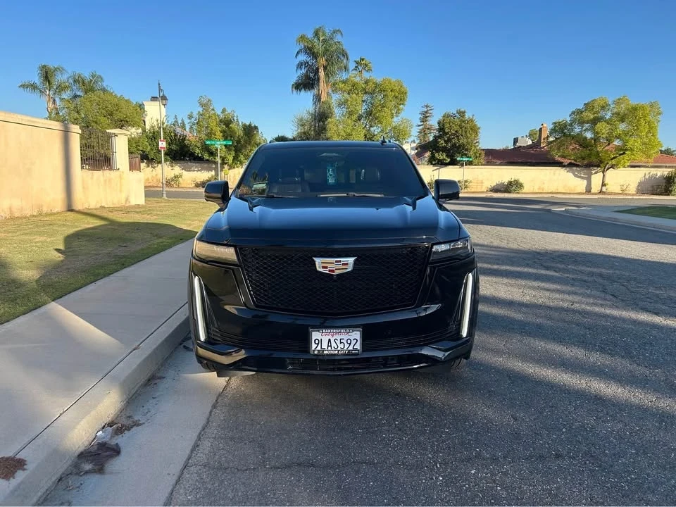 2022 Cadillac Escalade 5th Gen - Image 8 of 20