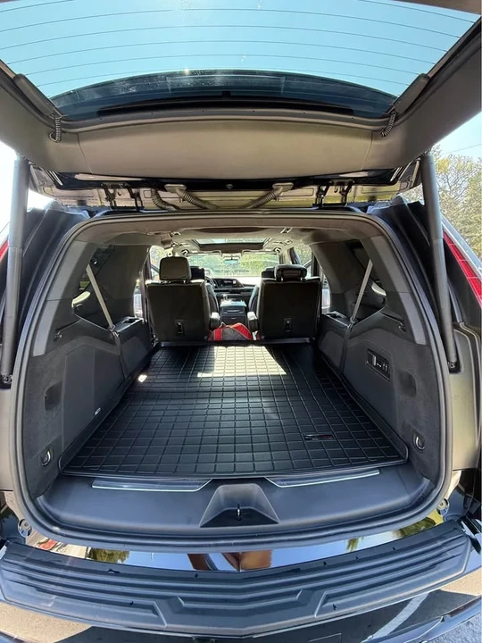 2022 Cadillac Escalade 5th Gen - Image 10 of 15
