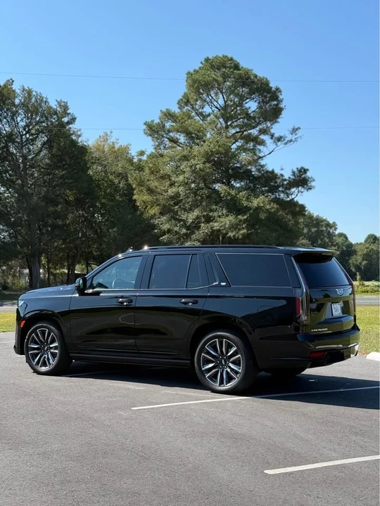 2022 Cadillac Escalade 5th Gen - Image 4 of 15