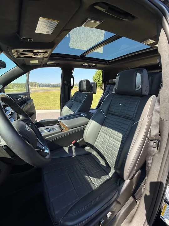 2022 Cadillac Escalade 5th Gen - Image 7 of 15