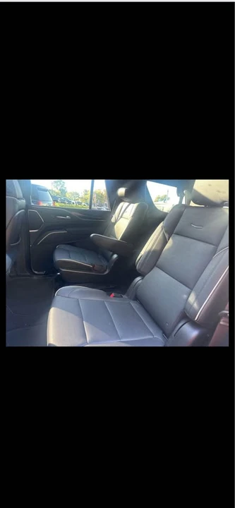 2022 Cadillac Escalade 5th Gen - Image 10 of 19
