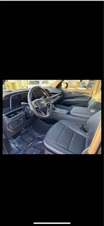 2022 Cadillac Escalade 5th Gen - Image 11 of 14