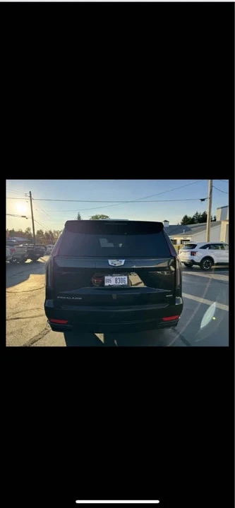 2022 Cadillac Escalade 5th Gen - Image 8 of 14