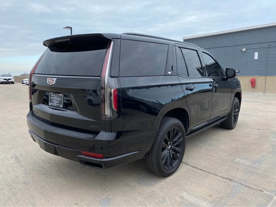 2022 Cadillac Escalade 5th Gen - Image 2 of 12