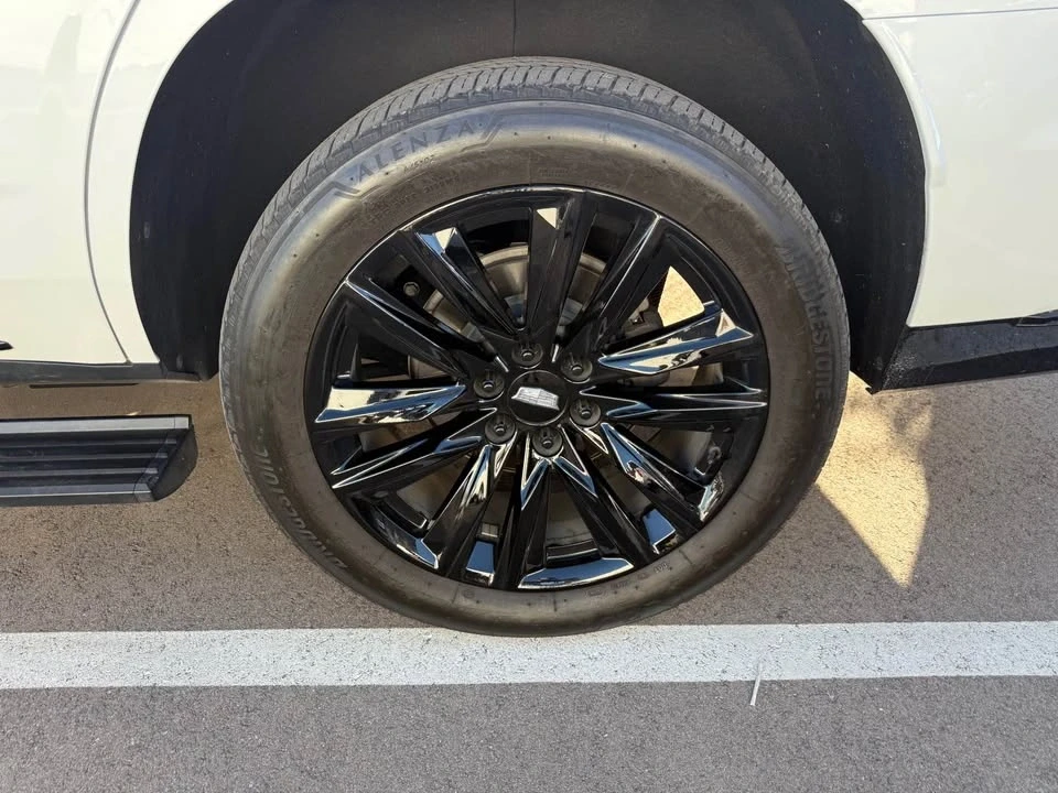2022 Cadillac Escalade 5th Gen - Image 9 of 9