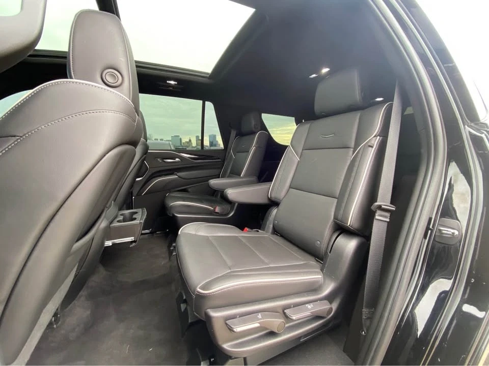 2022 Cadillac Escalade 5th Gen - Image 8 of 12