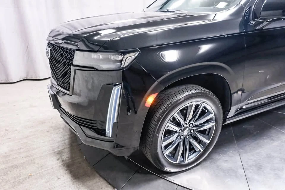 2022 Cadillac Escalade 5th Gen - Image 8 of 20