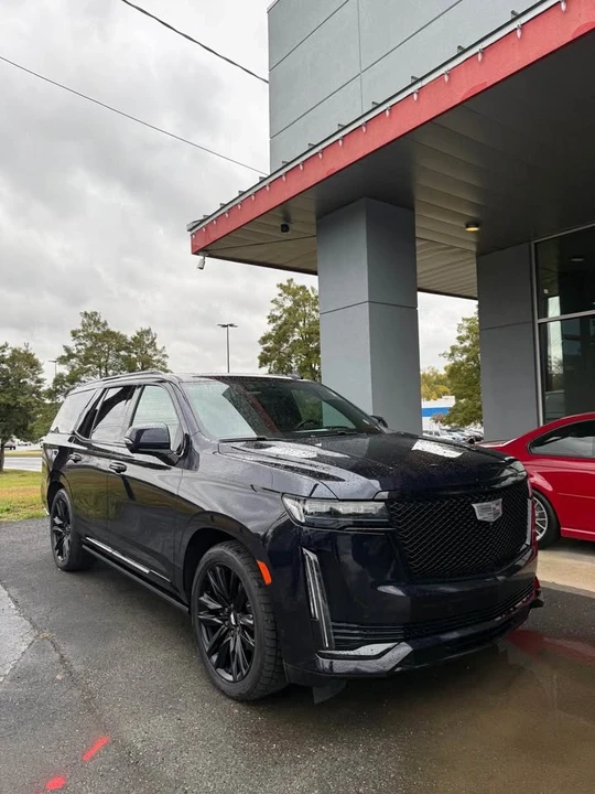 2022 Cadillac Escalade 5th Gen - Image 2 of 8