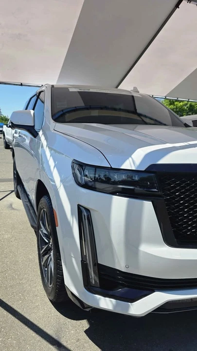 2022 Cadillac Escalade 5th Gen - Image 3 of 4