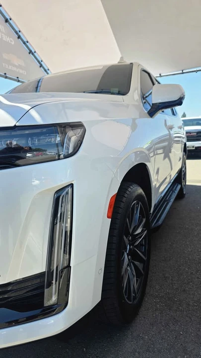 2022 Cadillac Escalade 5th Gen - Image 2 of 4