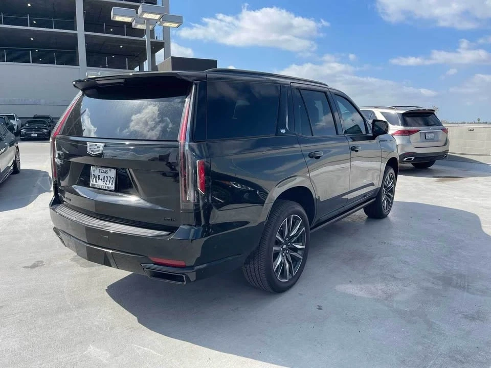 2022 Cadillac Escalade 5th Gen - Image 5 of 7